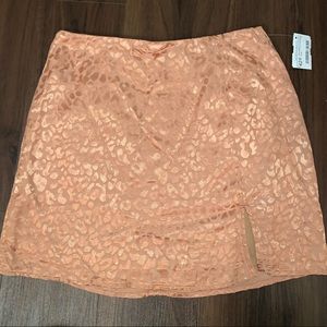 FALL high-waisted, orange skirt